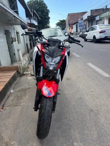 CB 300F 2023
