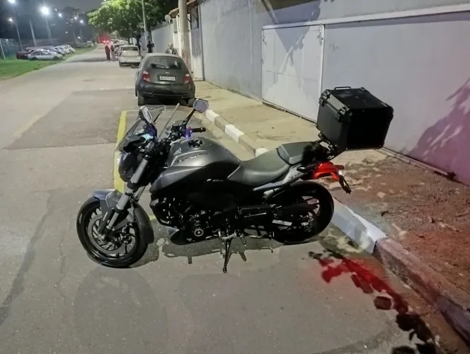 vende-se dominar 400 