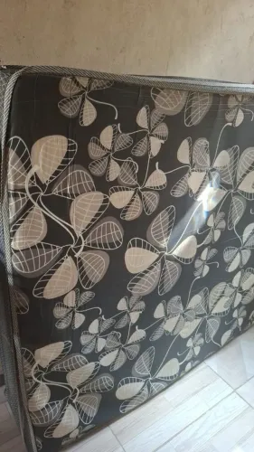 Cama casal P saí logo