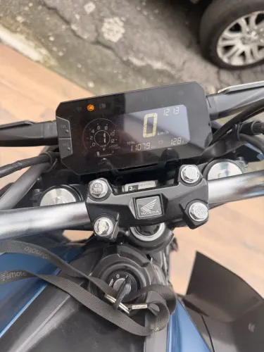 Honda CB 300f Twister Flex 2025