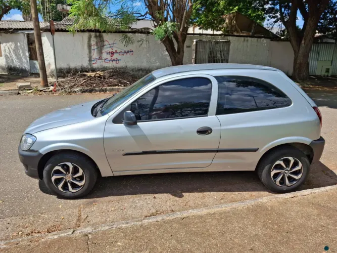 Chevrolet Celta Life/ LS 1.0 MPFI 8V Flexpower 3P 2011