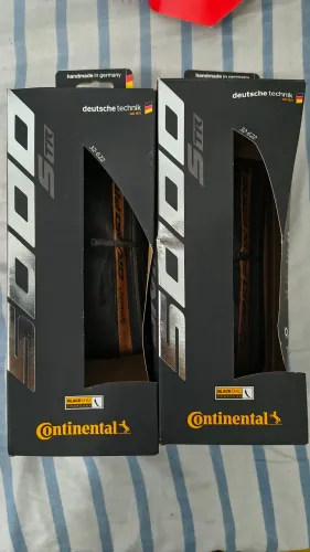 Par de Pneus Continental GP5000S TR Tubeless