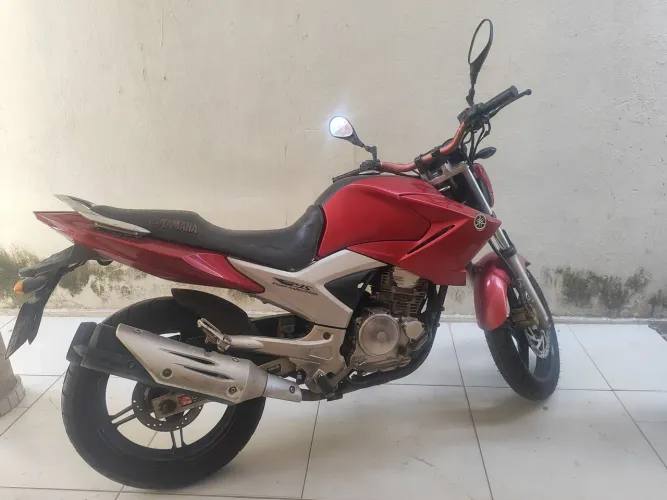 Moto Yamaha Fazer 250cc ano 2012