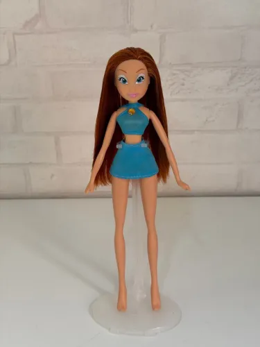 Boneca Winx bloom (ler descrição)