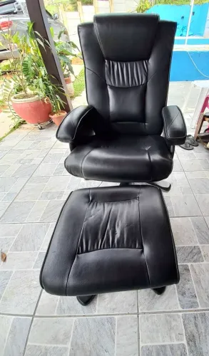 Poltrona reclinável com massagem