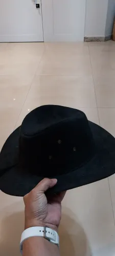 Chapéu cowboy preto