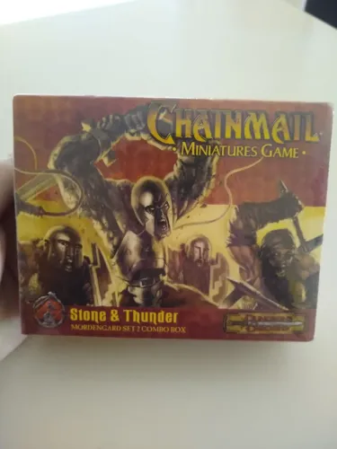 Conjunto Miniaturas Dungeons and Dragons Stone & Thunder