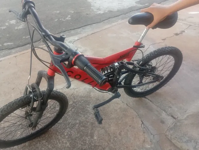 Bicicleta aro, 20 colli com suspensão dianteira e traseira