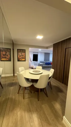 Apartamento ao lado da praça do congresso, coração de Criciúma