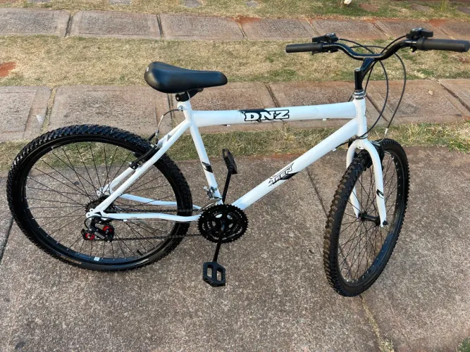BICICLETA NOVA
