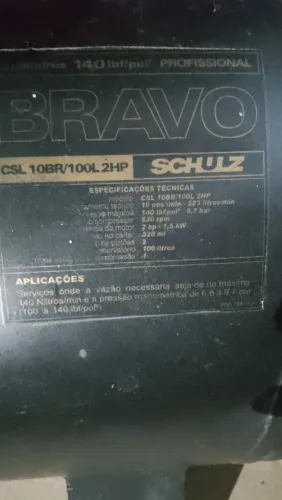 Compressor marca - SCHULZ 110 litros Semi-novo
