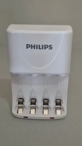 Carregador de Pilhas Philips
