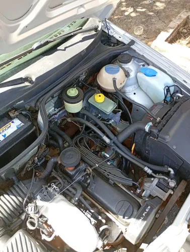 Volkswagen Gol Geração III Power 1.6 MI Total Flex Mec. 4P 2005