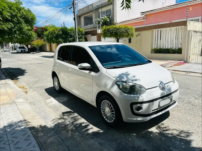 Volkswagen Up! Move 1.0 TSI Total Flex 12V 5P 2017