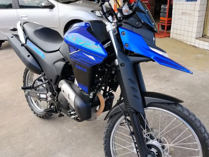 Moto Xtz Lander 250 cc