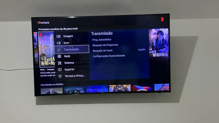 TV 55 polegadas 4k funcionando perfeitamente. LEIAM O ANUNCIO. 