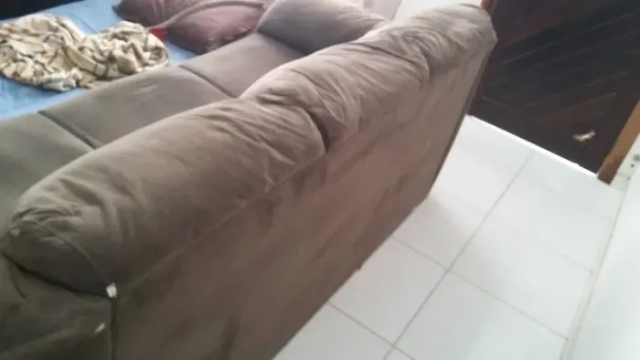 Vendo Sofá de 3 Lugares