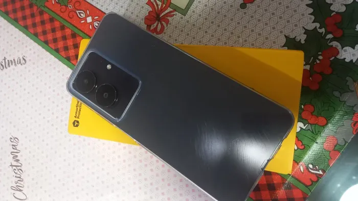 Realme note 60 