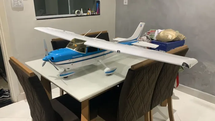 Aeromodelo Cesna 