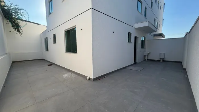 Apartamento para Alugar no Santa Monica