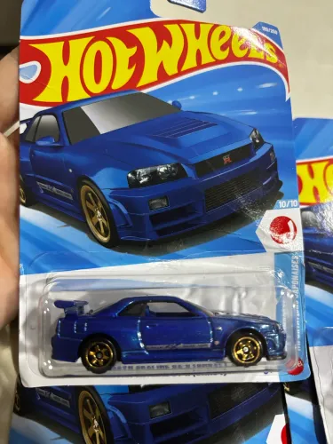 Skyline Hotwheels miniatura 1:64 no blister