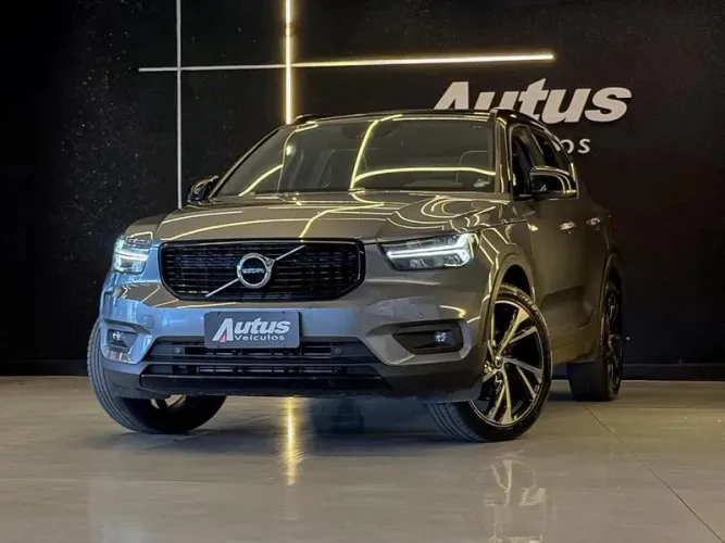 Volvo XC40 T-5 R-design 2.0 252cv AWD 2019