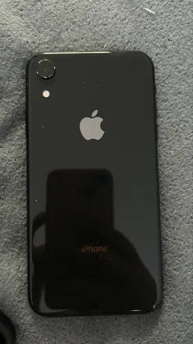 Vendo ou troco iPhone XR tela com defeito