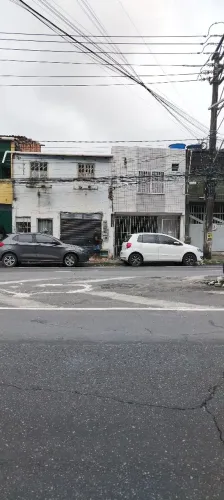 Vendo imóvel na rua direta de narandiba av Edgar Santos ?