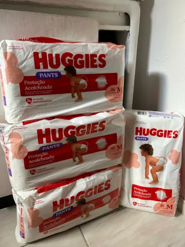 Fralda Huggies pants M