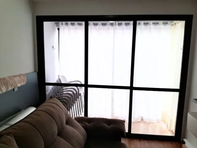 Porta de Correr em Alumínio e Vidro 3 Folhas 2,30x2,80m com Mão Amiga