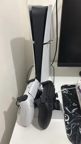 PS5 SLIM completo dois controles valor negociável