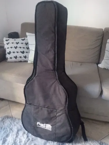 Guitarra MICHAEL