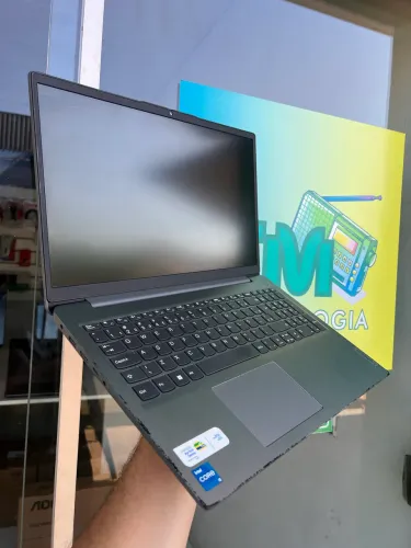 Notebook Lenovo i5 | COM GARANTIA