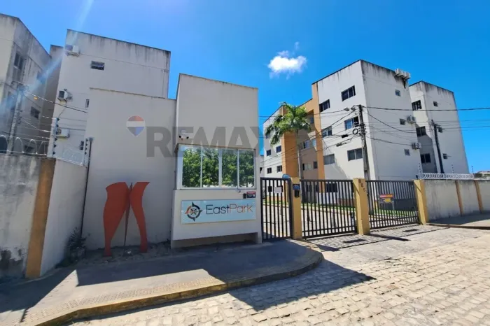 Apartamento à Venda em Pajuçara | 2 Quartos | Piscina | Garagem | Aceita Financiamento