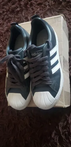 Tênis Adidas Streetcheck 