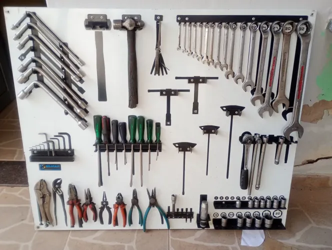 Quadro de ferramentas marca Silmar 