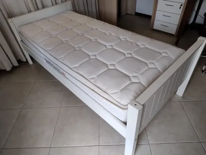 cama de solteiro tok stok branca