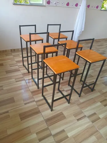 Banquetas industriais oportunidade $ 150.00