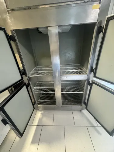 Câmara Fria Gelopar 4 portas 