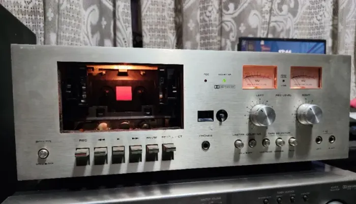 Toca Fitas Akai Cs-705d Bom Estado Funcionando leia o anuncio