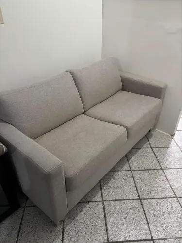 Sofá cama retrátil