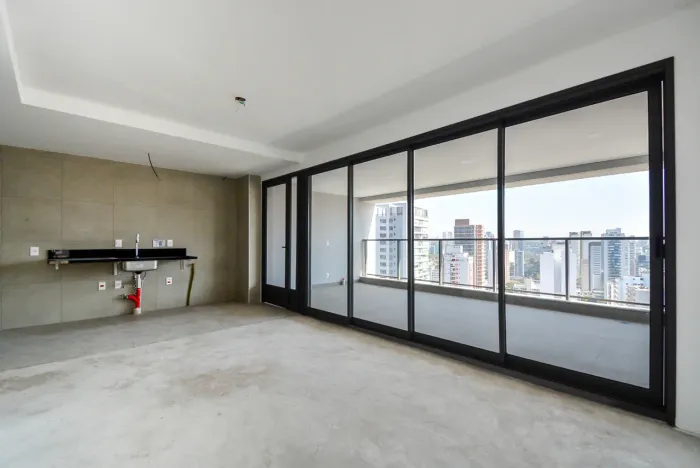 Apartamento para venda em Moema com 3 quartos, sendo 3 suítes, 147m²