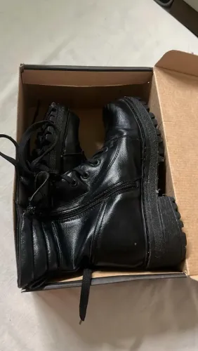 Vendo bota e conturno 