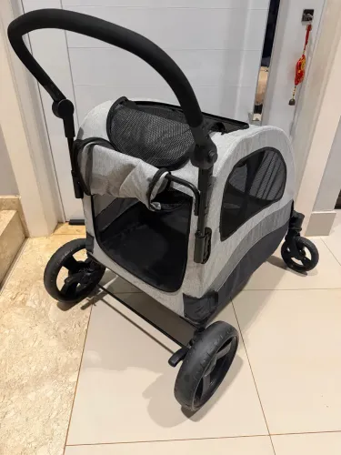 Vendo carrinho de passeio Pets de grande porte até 60kg