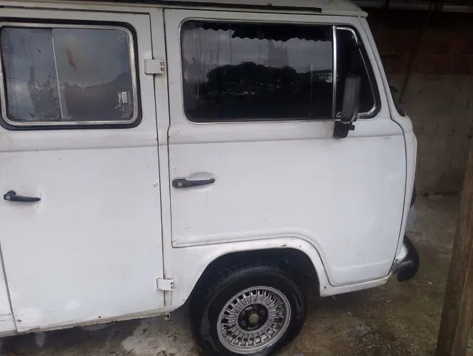 Volkswagen Kombi Standard/ Luxo/ Serie Prata 1994