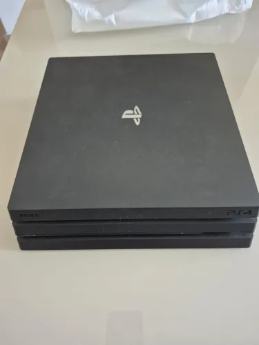 PS4 PRO 1 TB
