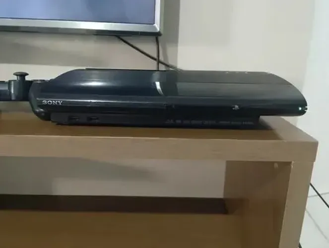 Vídeo game Playstation 3 super slim 