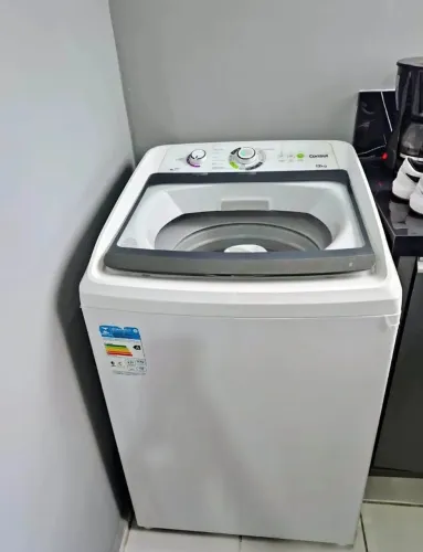 Máquina de lavar roupa ,novinha funcionando perfeitamente 