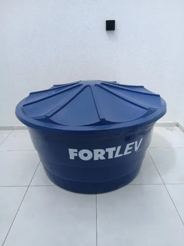 Caixa d'água 1000L