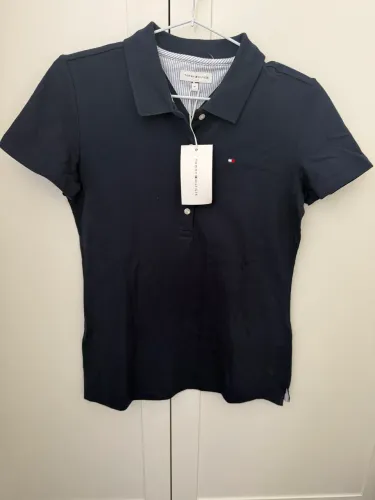 Vendo camisa Polo original marca Tommy nova com etiqueta